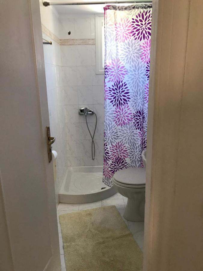 Loula'S Apartments Гувия Екстериор снимка