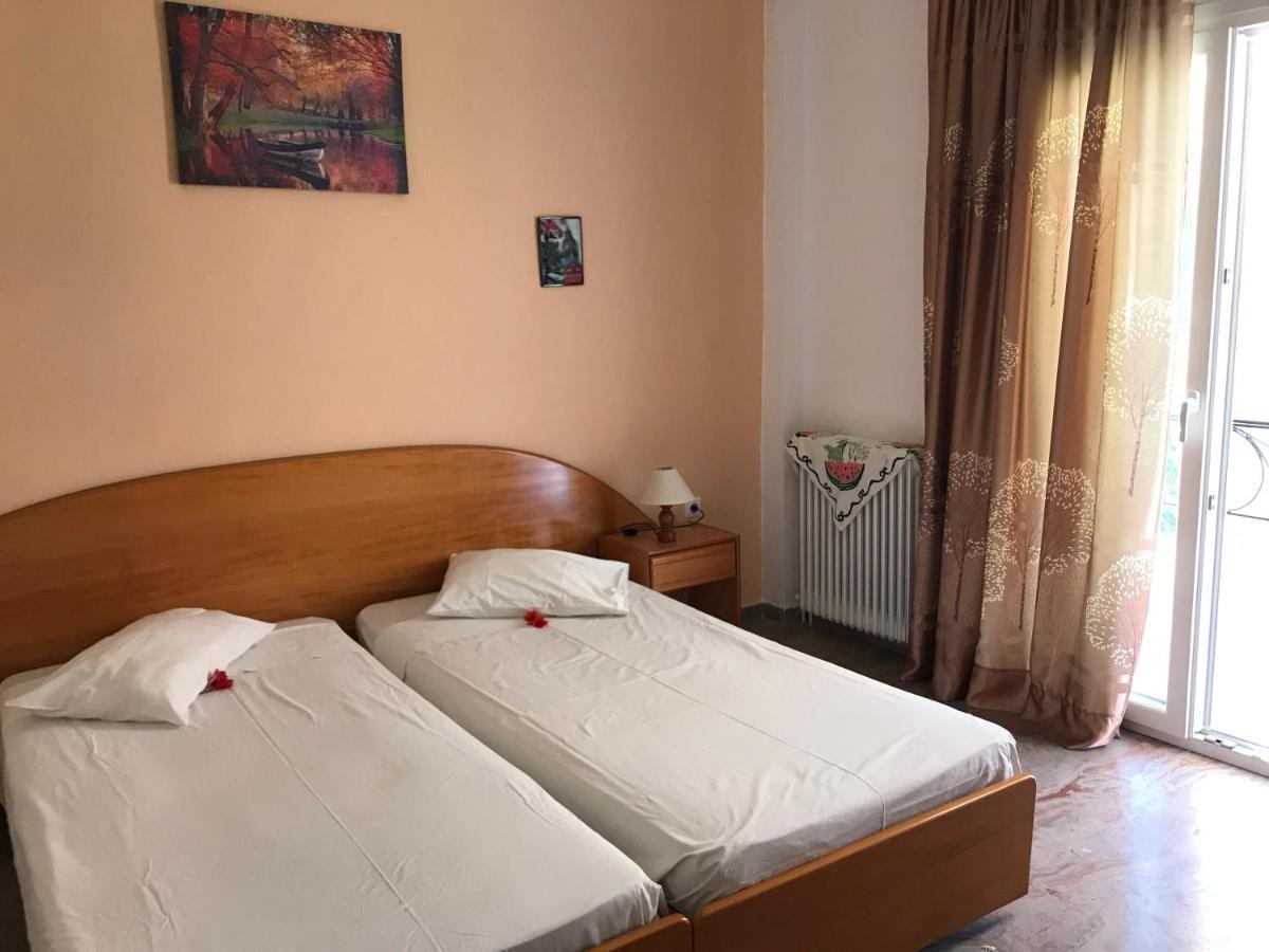 Loula'S Apartments Гувия Екстериор снимка
